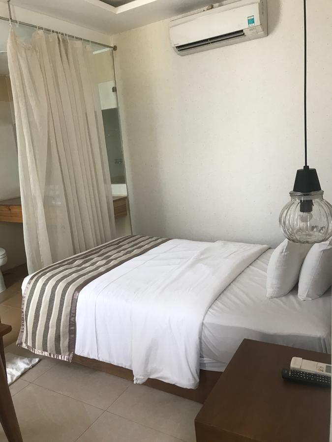 Elegant Hotel Pleiku Eksteriør billede